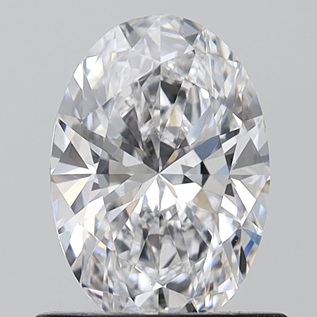 Oval shape lab grown diamond