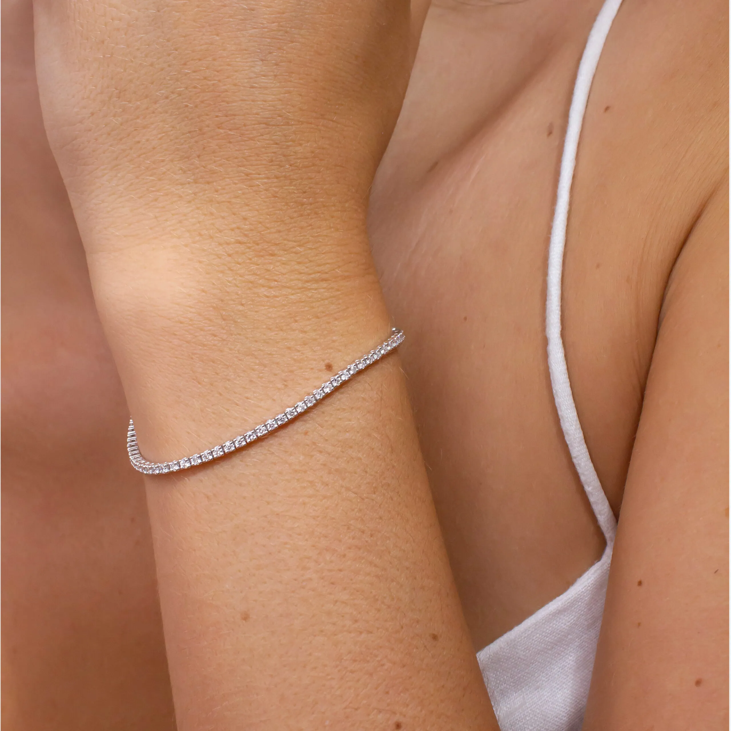 14k Solid Gold 2 CT Round Natural Diamond Tennis Bracelet - Image 2