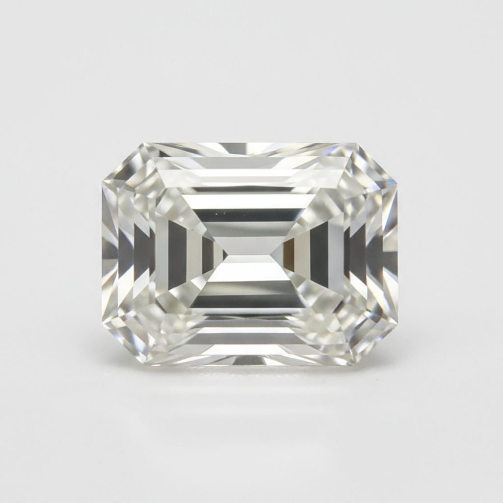 Emerald shape lab grown diamond